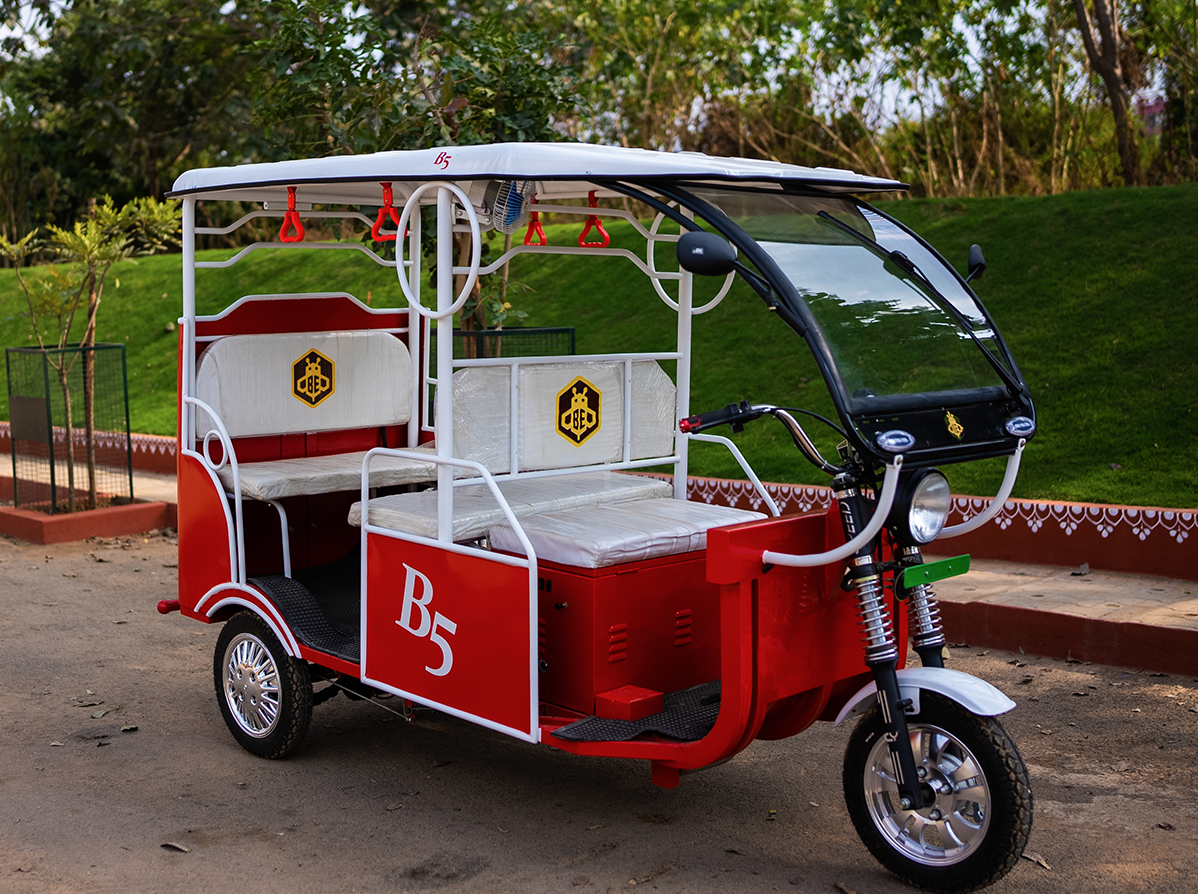 B5 - E-Rickshaw